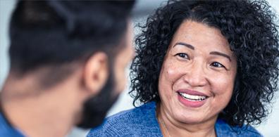 Das Gespräch steuern — Tipps für Patientengespräche über Inkontinenz